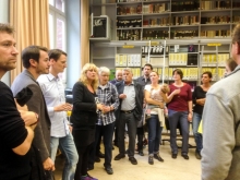 Sektempfang in der Bibliothek